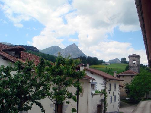 Hostal Betelu Exterior photo