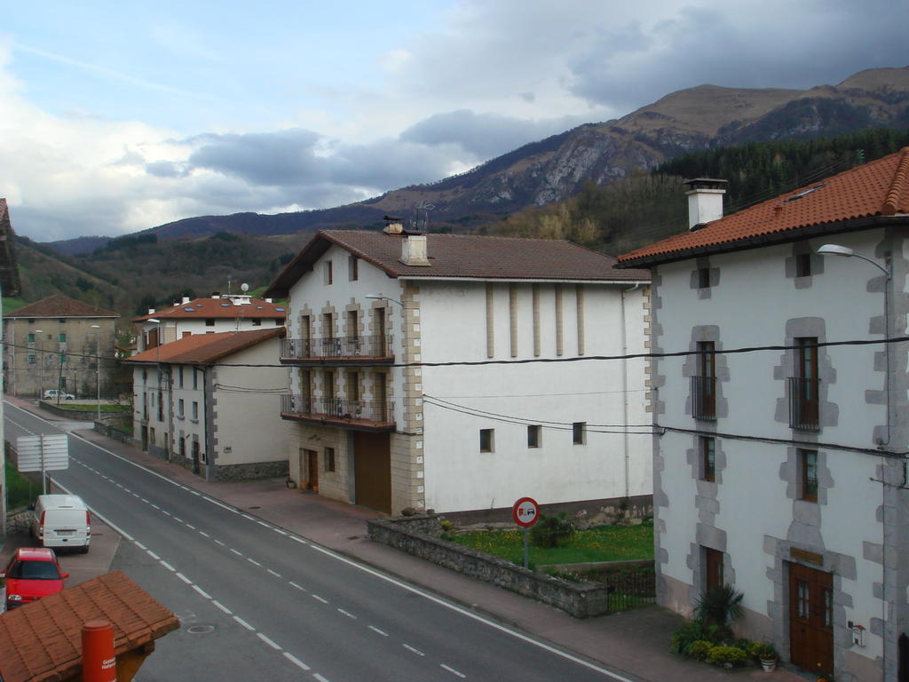 Hostal Betelu Exterior photo